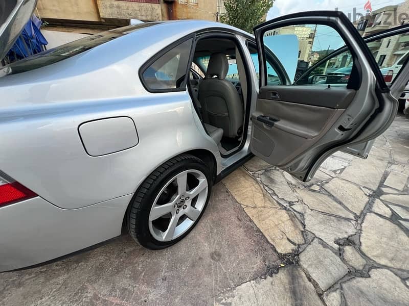 Volvo S40 2005 17