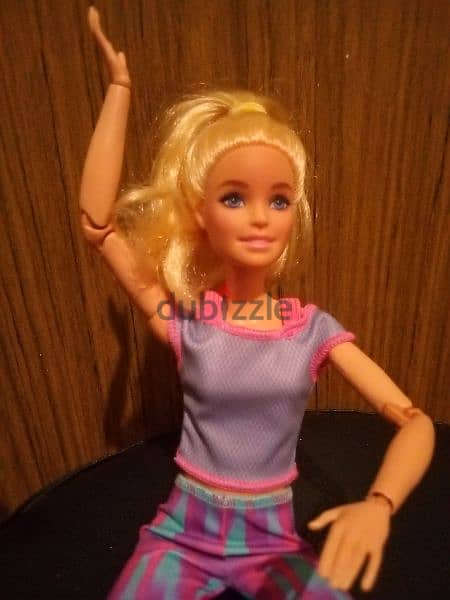 Barbie MADE TO MOVE 22 Joints Mattel2020 Great doll in her own wear=27 11