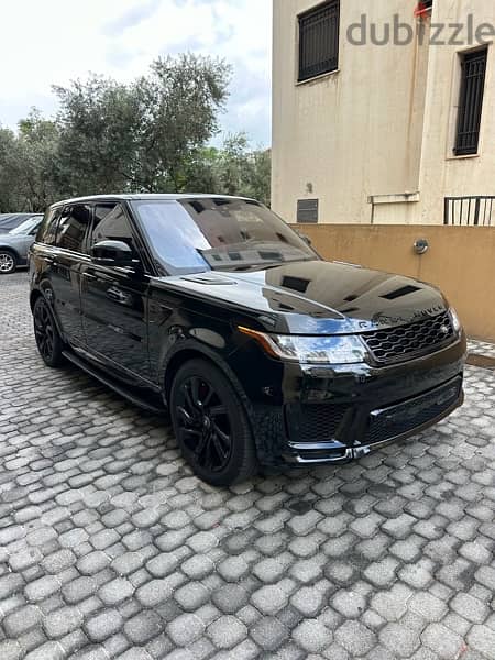 Range Rover Sport V6 Dynamic 2018 black on black & red (clean carfax) 2