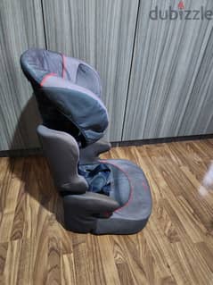 Car seat for 2+