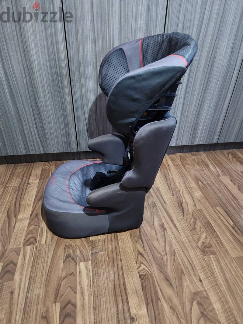 Car seat for 2+ 2