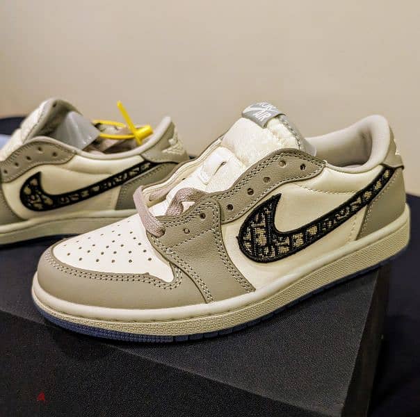 Dior Air Jordan 1 low sneaker 4