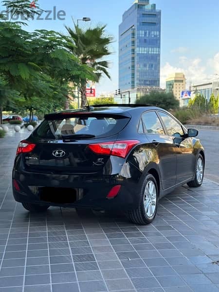 Hyundai Elantra GT 2014 4