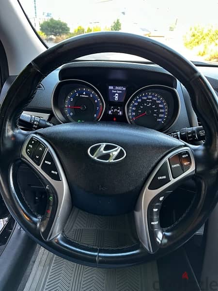 Hyundai Elantra GT 2014 12