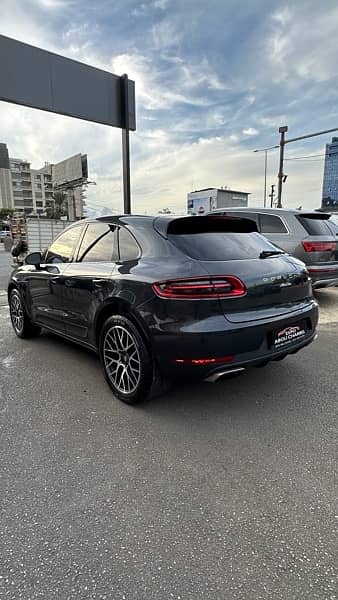 Porsche Macan 2017 4