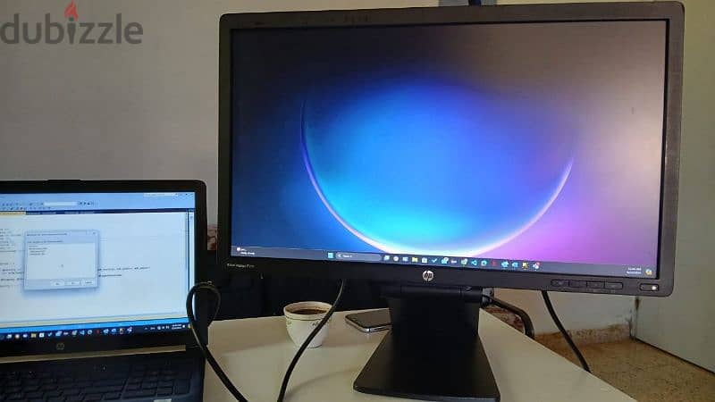 Adjustable Monitor (HP high quality) 1