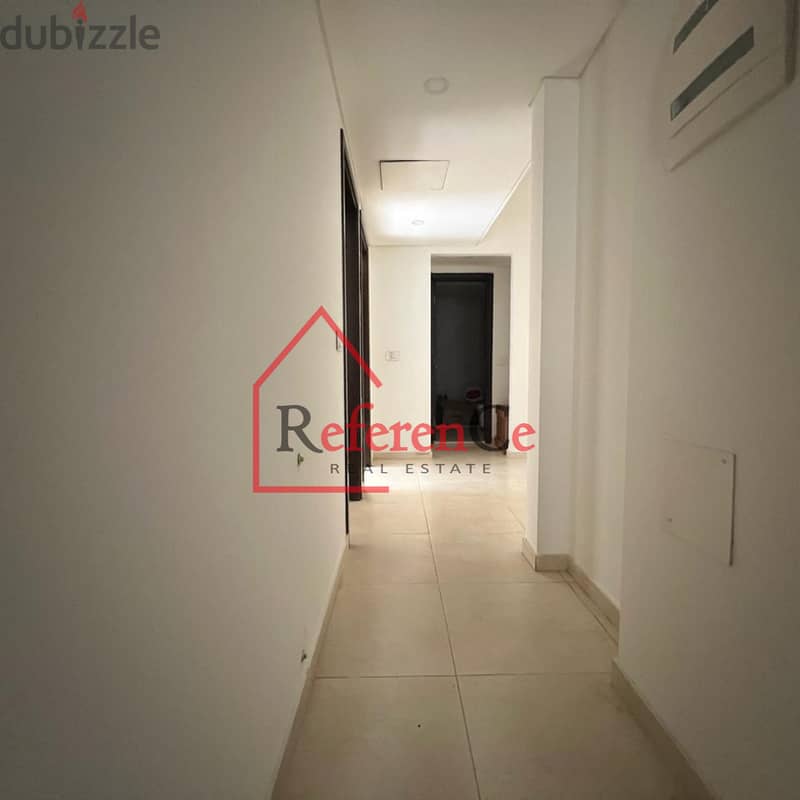 Apartment for sale at Hazmiyeh   شقة للبيع في الحازمية 11