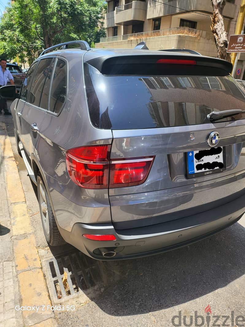 BMW X5 2009 . 3