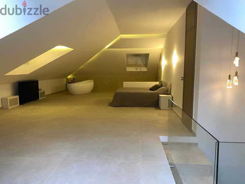 High-End 300 m² duplex with Jacuzzi for sale in Mar Chaaya! 11