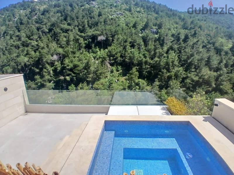 High-End 300 m² duplex with Jacuzzi for sale in Mar Chaaya! 14