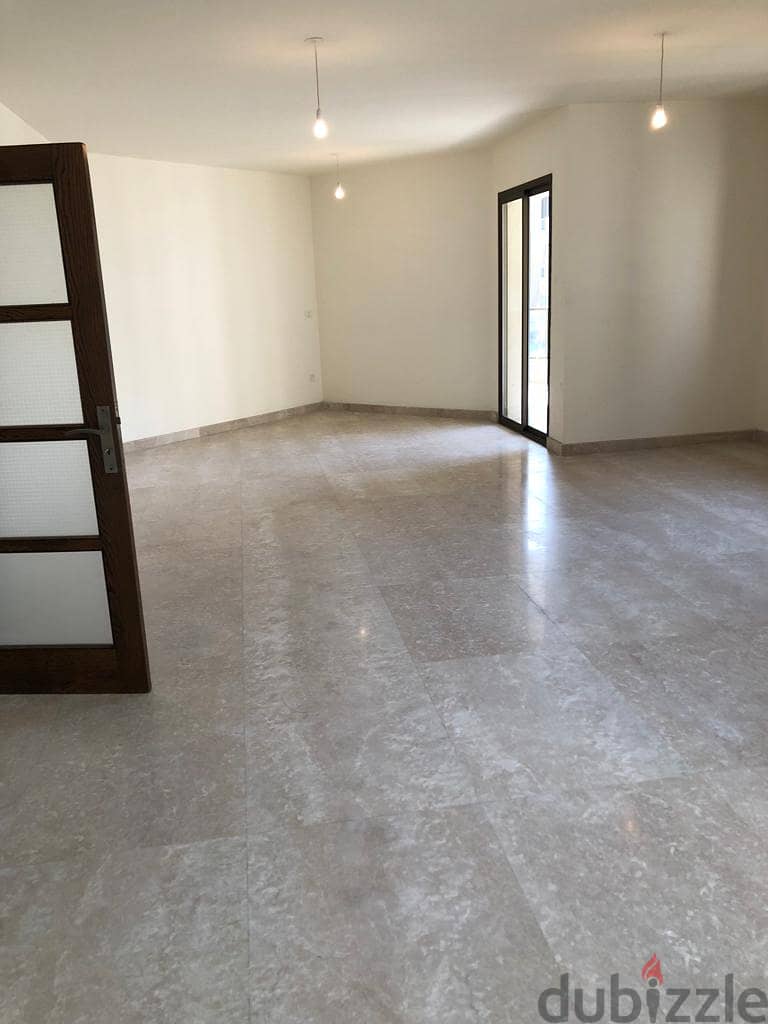 SPACIOUS APARTMENT IN HAMRA PRIME (220SQ) 3 BEDROOMS , (HAMR-100) 1