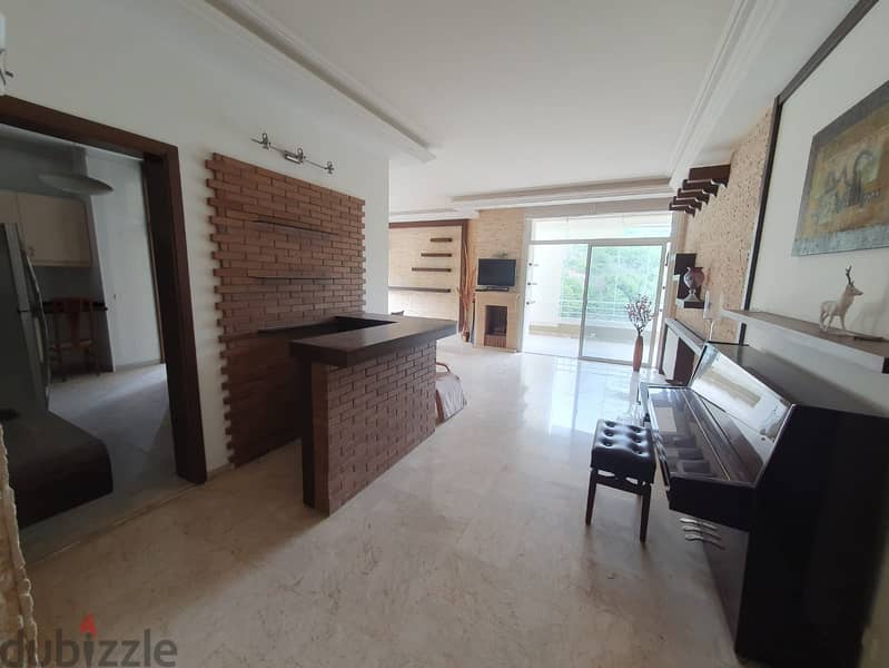 Apartment for sale in Yarzeh شقة للبيع في اليرزة 4