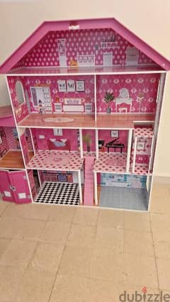 brand new barbie house 0