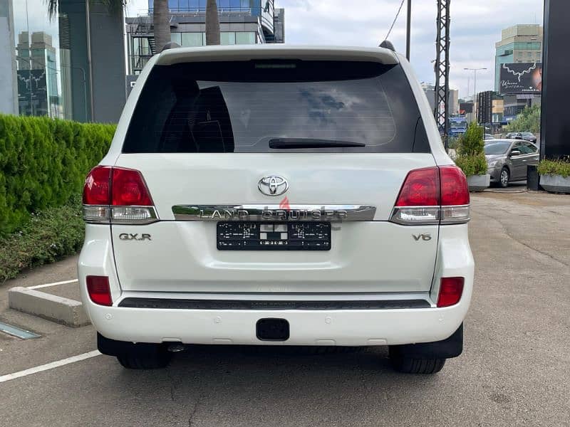 Toyota Land Cruiser 2008 GX. R V6 8