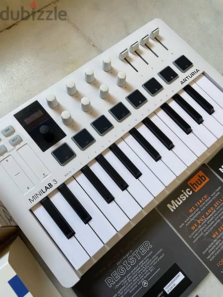 Arturia Midi Controller - Mini Lab 3 2