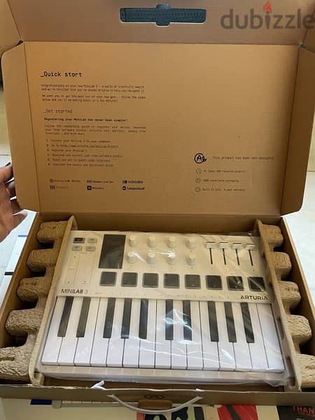 Arturia Midi Controller - Mini Lab 3 4