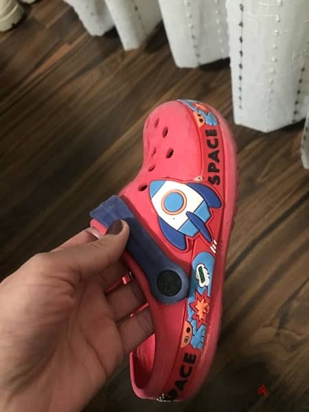 crocs not original 4