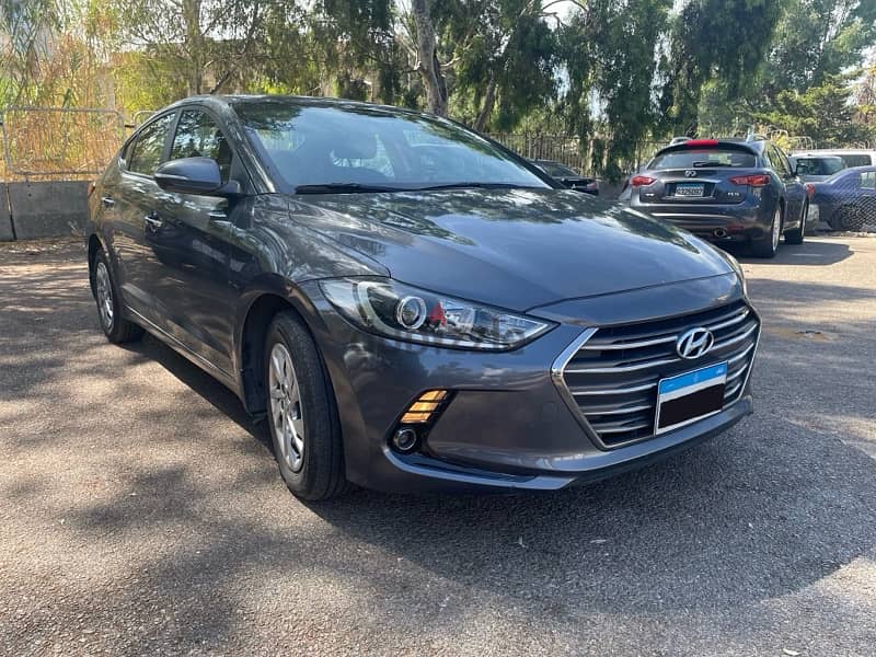 HYUNDAI ELANTRA 2019 (company source)(still like factory) 3