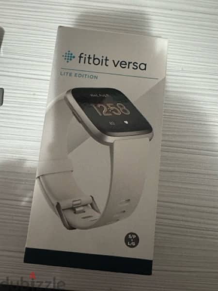 Fitbit Versa Lite Edition 13