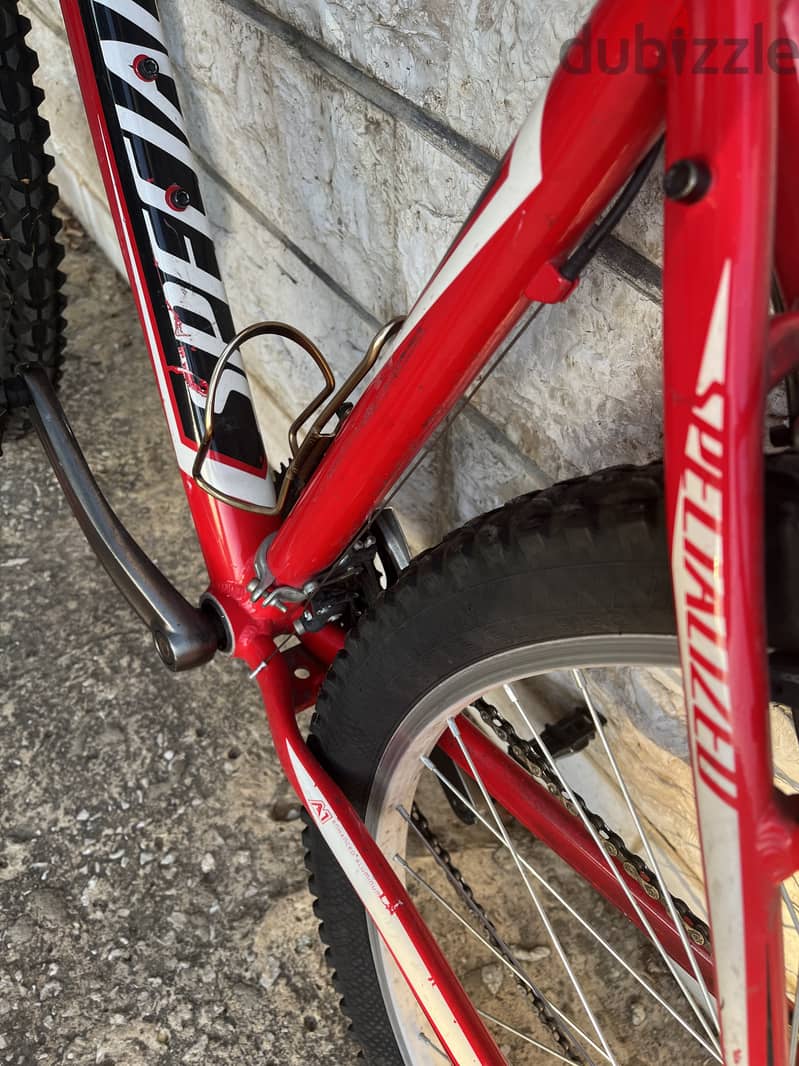 Specialized 26 inch bike -L 19 3