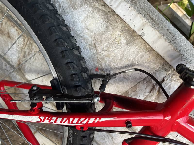 Specialized 26 inch bike -L 19 5