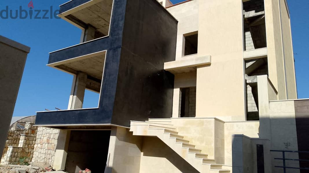 villa for sale above rmayleh فيلا للبيع فوق الرميلة 1