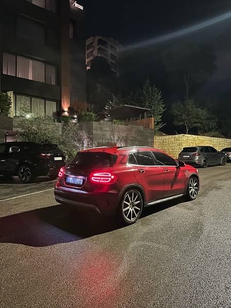 Mercedes-Benz GLA-Class 2015 1