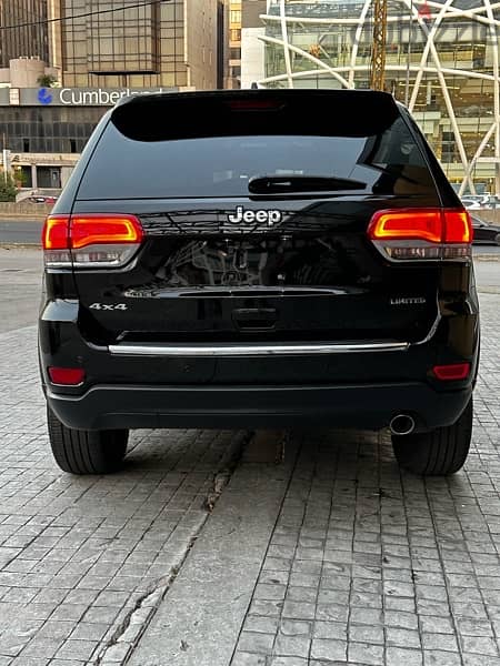 Jeep Grand Cherokee 2017 1