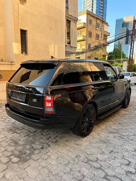 Range Rover Vogue V8 supercharged 2016 black (clean carfax-42k miles) 4