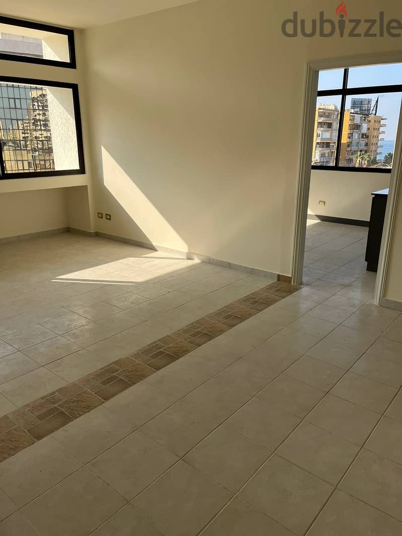 Office for rent in Antelias - مكتب للإيجار في أنطلياس 2