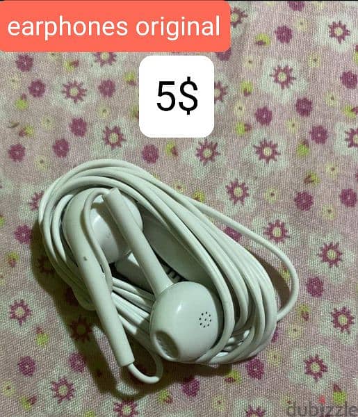 earphones 1