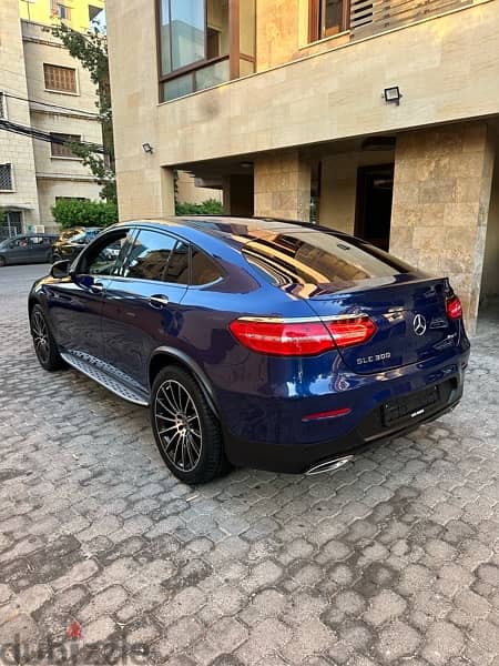 Mercedes GLC 300 coupe AMG-line 2018 blue on black (clean carfax) 3