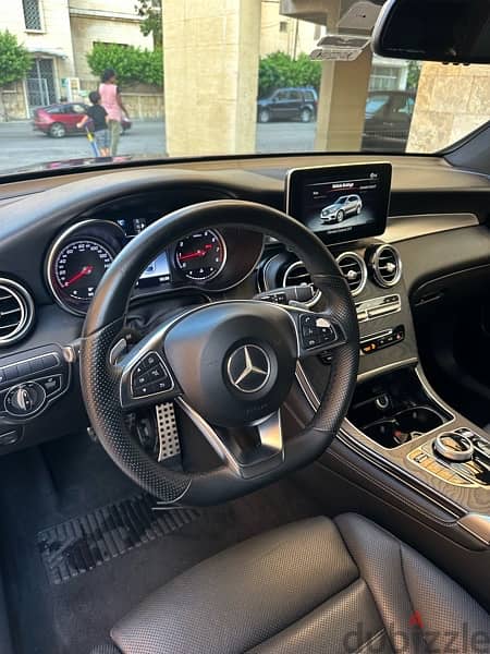 Mercedes GLC 300 coupe AMG-line 2018 blue on black (clean carfax) 8