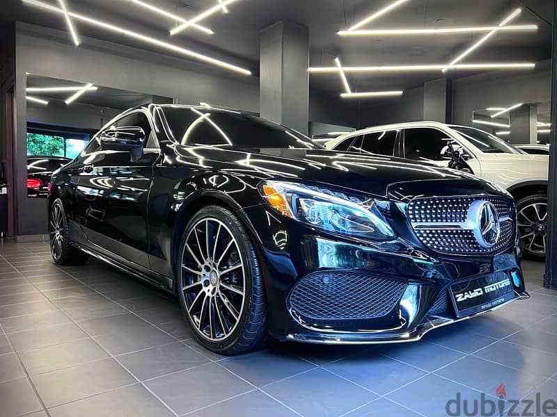 Mercedes C300 Coupe 4-Matic AMG package 60. ooomiles 0