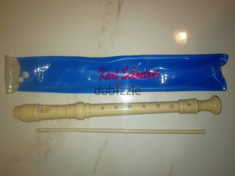 Karl Shneider flute as new 0