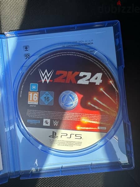 WWE 2K24 barely used (used twice) 45$ 1