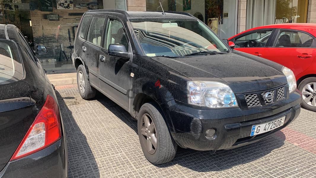 Nissan X-Trail 2011 1