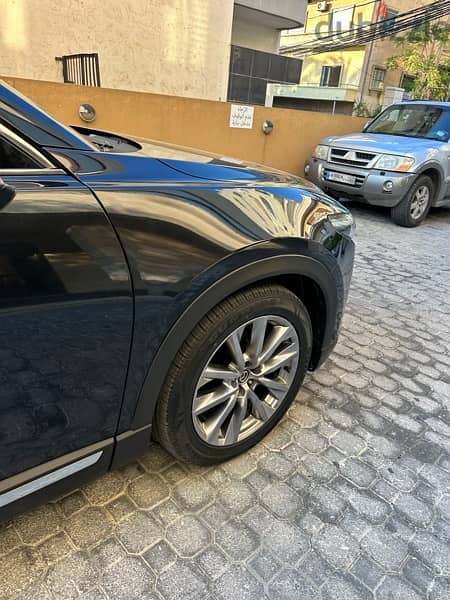 Mazda CX-9 Grand Touring 2019 black on black (company source) 6