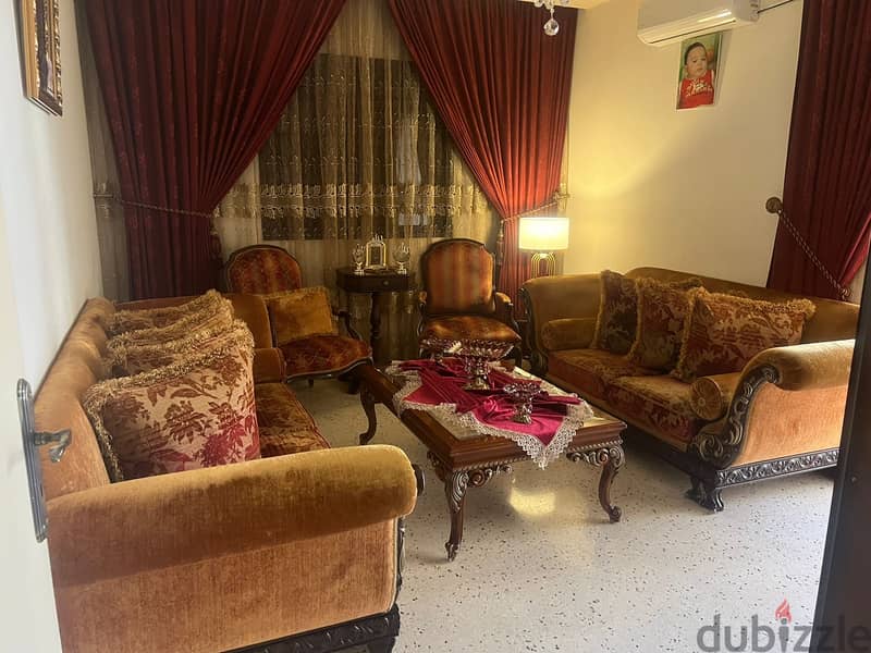 Living room to sell in tripoli 0