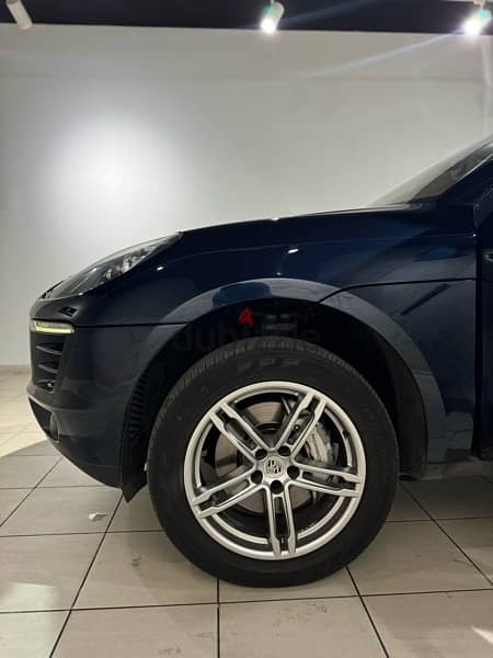 Porsche Macan 2015 company source with extended warranty 6