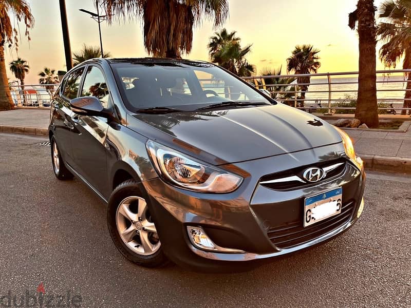 Hyundai Accent 2013 type 2 مصدر و صيانة لشركه لليوم مالك واحد full/opt 2