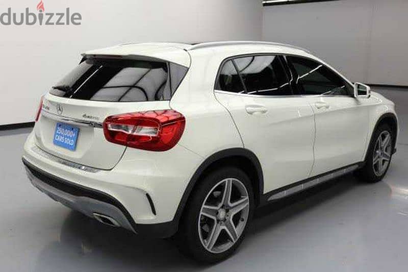 Mercedes-Benz GLA-Class 2015 AMG 4MATIC 3