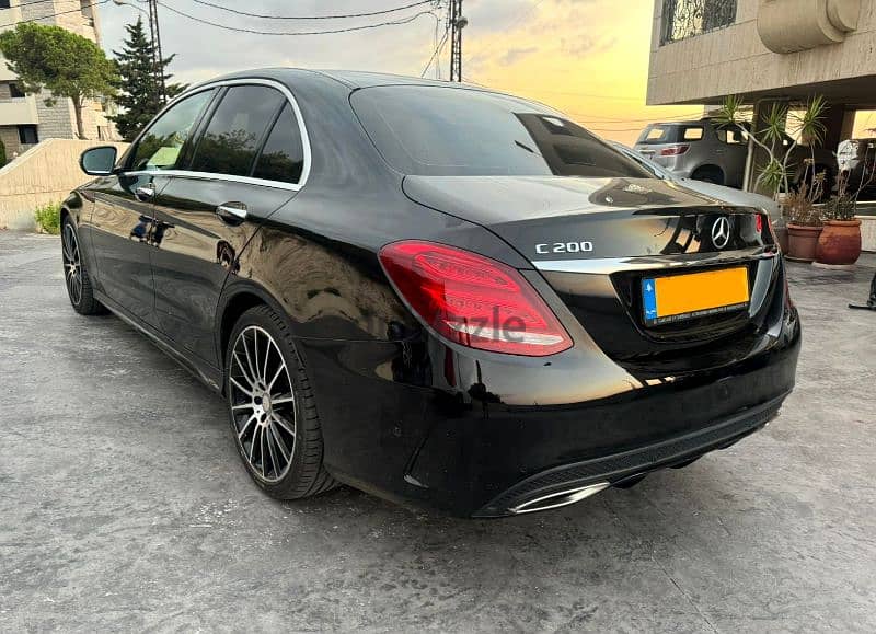 2016 Mercedes C200 AMG-Line 2