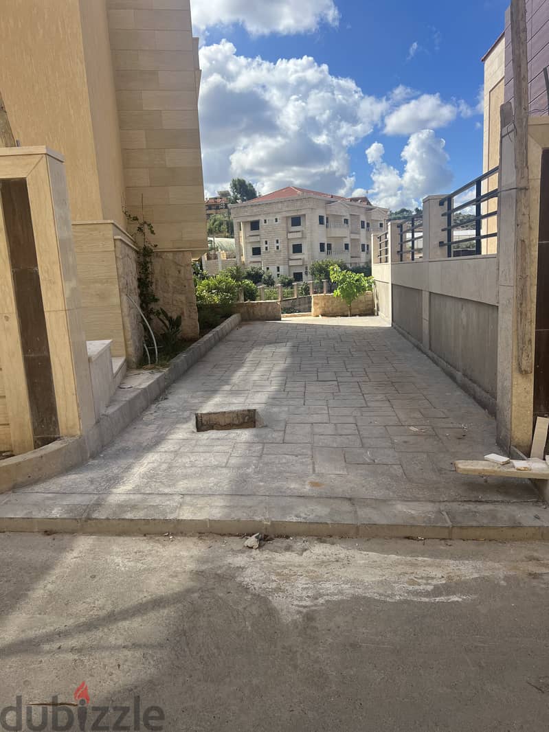 Villa for sale above Rmayleh فيلا للبيع فوق الرميلة 11