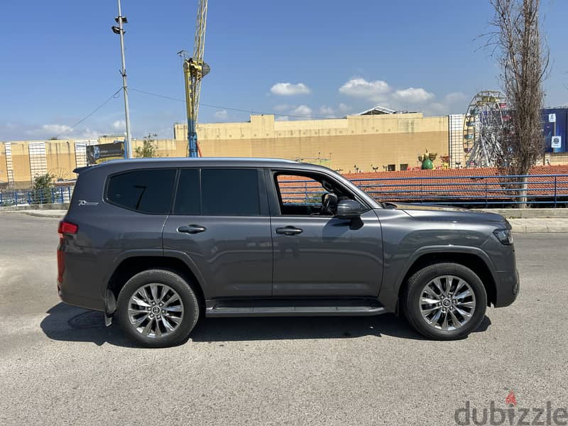 Toyota Land  Cruiser GXR Twin Turbo 2022 From Bumc Under Warranty 2