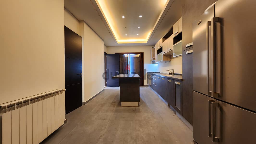 Apartment for sale in Achrafieh شقة للبيع في الأشرفية 5