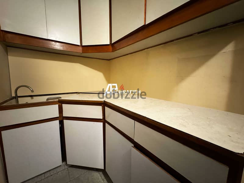 250 Sqm - Office For Rent in Achrafieh 7