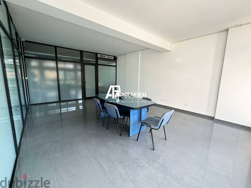 143 Sqm - Office For Rent in Achrafieh 2