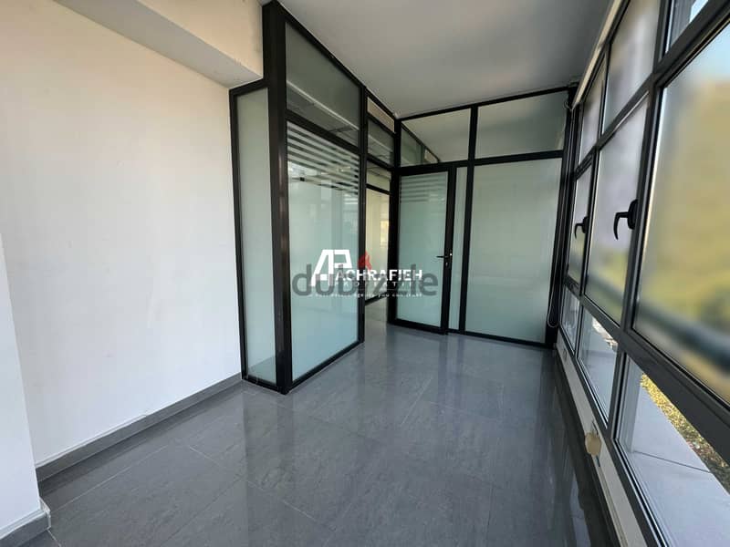 143 Sqm - Office For Rent in Achrafieh 4