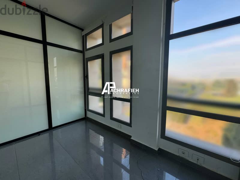 143 Sqm - Office For Rent in Achrafieh 7